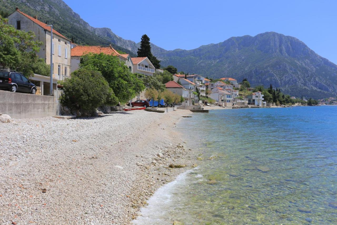 Apartments By The Sea Brist, Makarska - 15714 波达卡 外观 照片