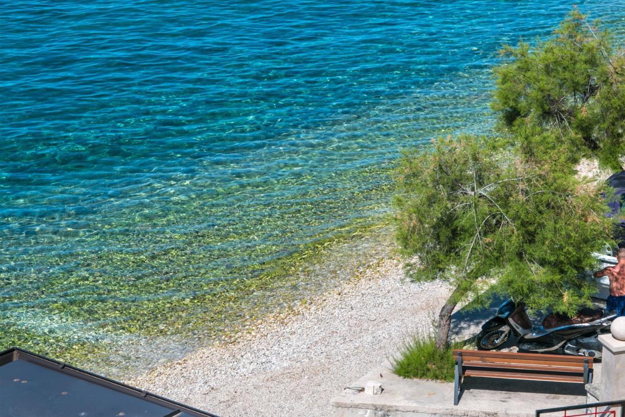 Apartments By The Sea Brist, Makarska - 15714 波达卡 外观 照片