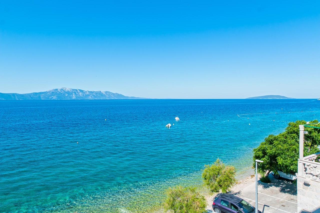 Apartments By The Sea Brist, Makarska - 15714 波达卡 外观 照片
