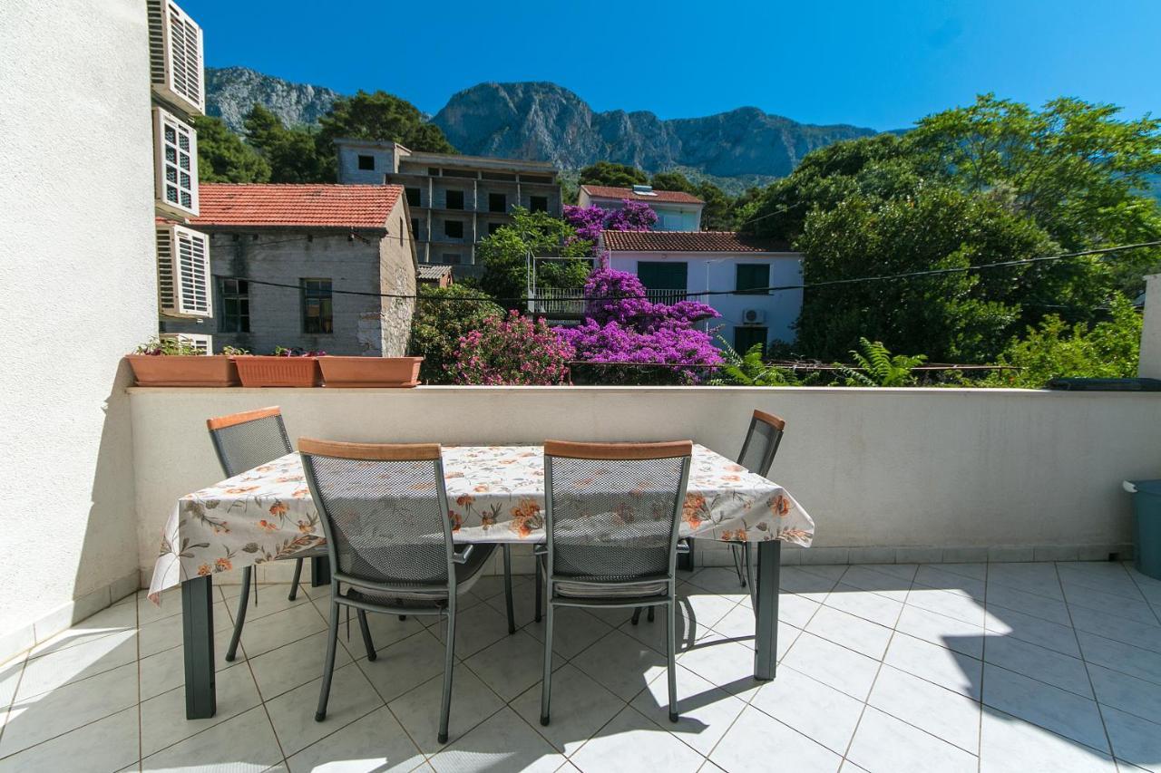 Apartments By The Sea Brist, Makarska - 15714 波达卡 外观 照片