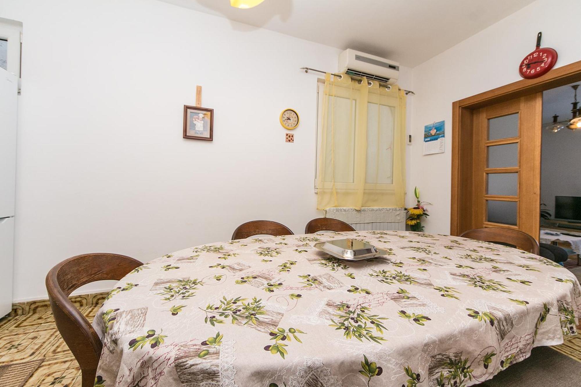 Apartments By The Sea Brist, Makarska - 15714 波达卡 客房 照片