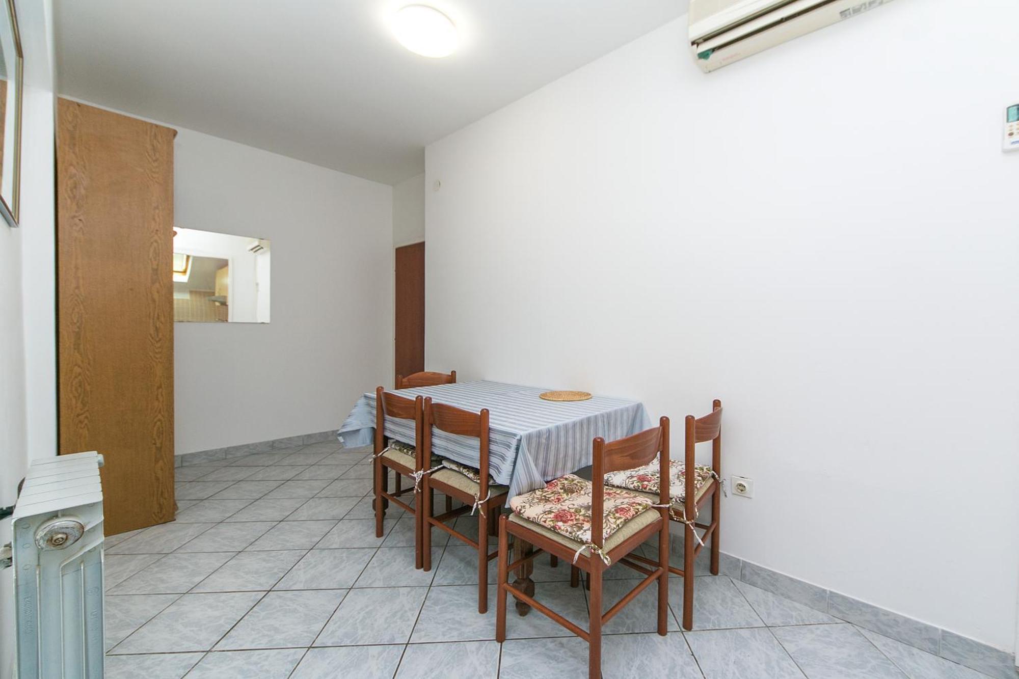 Apartments By The Sea Brist, Makarska - 15714 波达卡 客房 照片