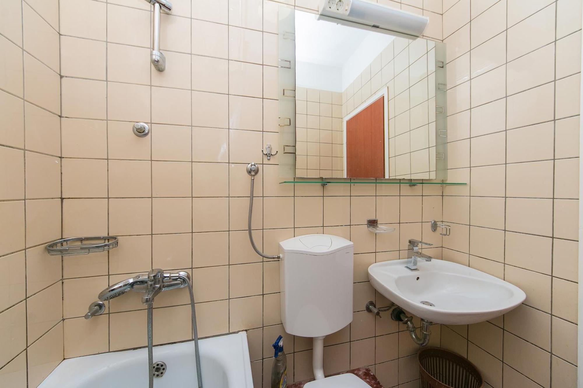 Apartments By The Sea Brist, Makarska - 15714 波达卡 客房 照片