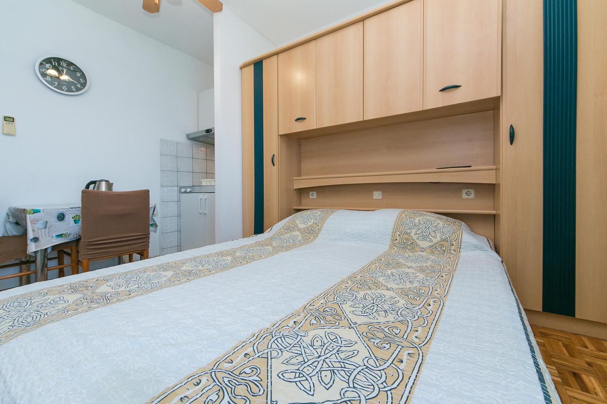 Apartments By The Sea Brist, Makarska - 15714 波达卡 客房 照片