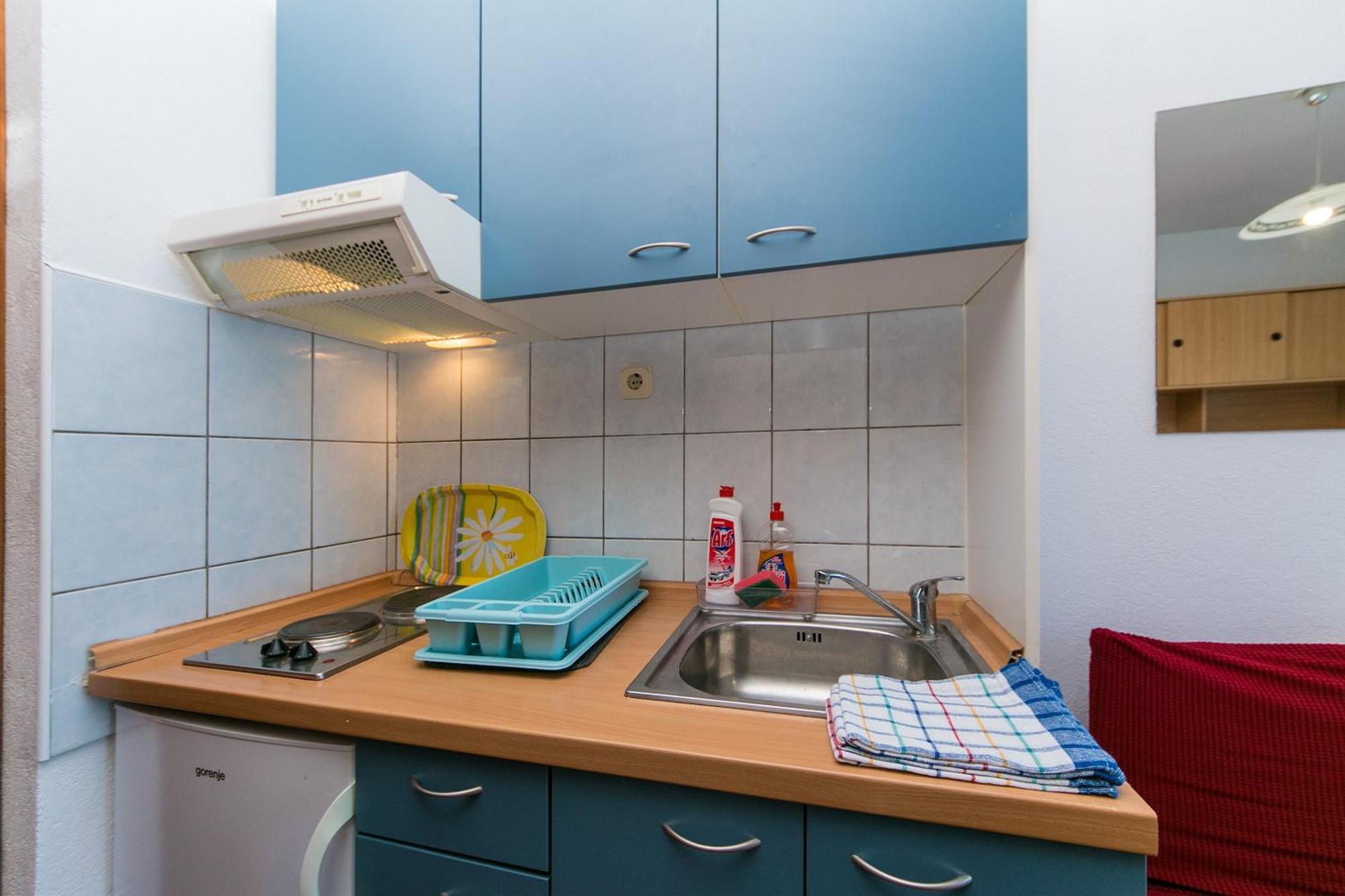 Apartments By The Sea Brist, Makarska - 15714 波达卡 客房 照片