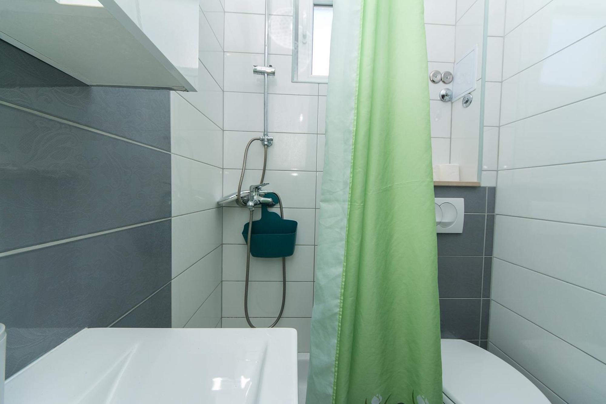 Apartments By The Sea Brist, Makarska - 15714 波达卡 客房 照片